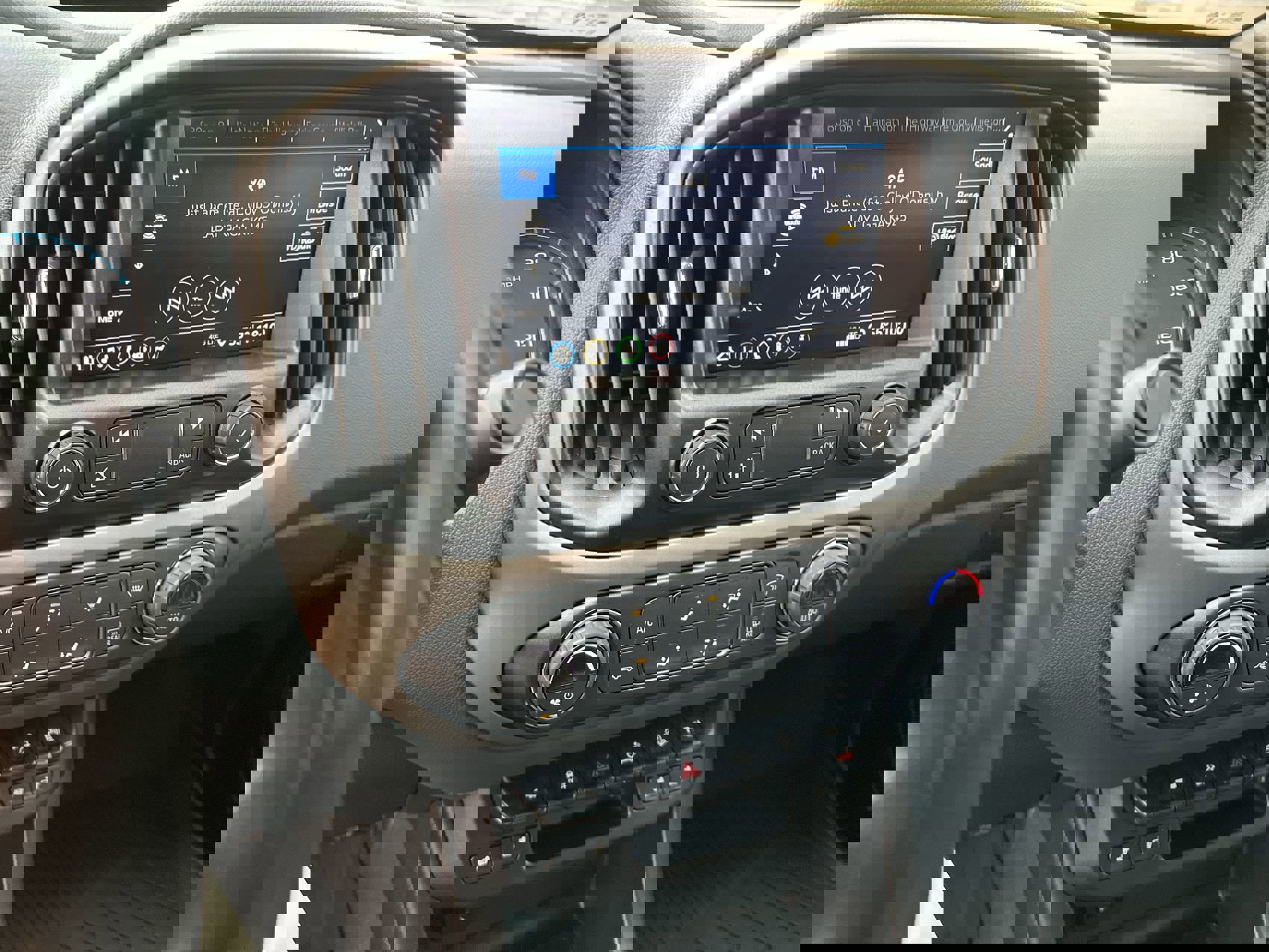 Used 2021 Chevrolet Colorado Z71 image 16