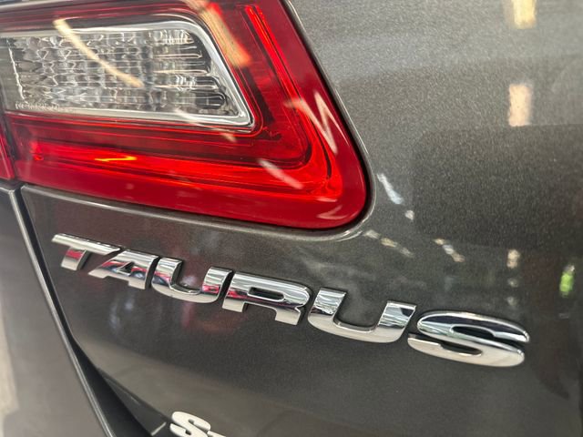 Used 2016 Ford Taurus Limited FWD image 7