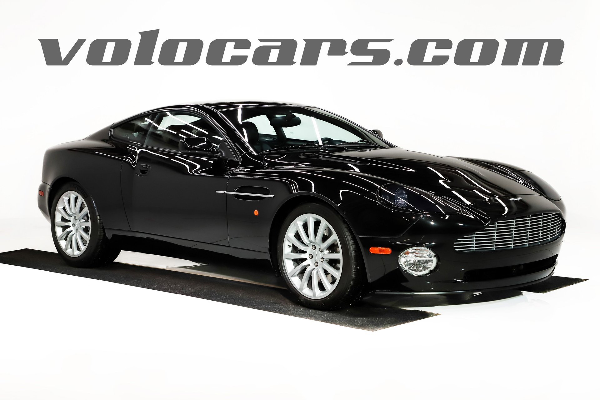 Used 2003 Aston Martin Vanquish image 1
