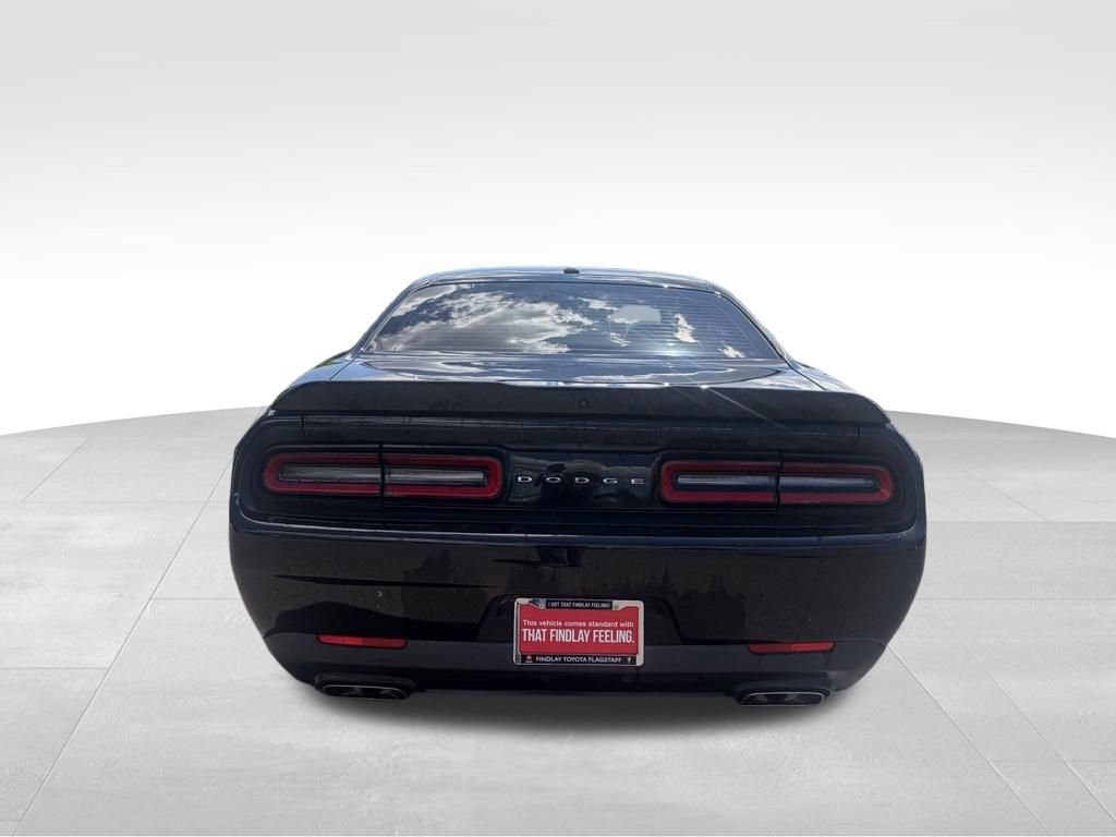 Used 2022 Dodge Challenger R/T RWD image 6