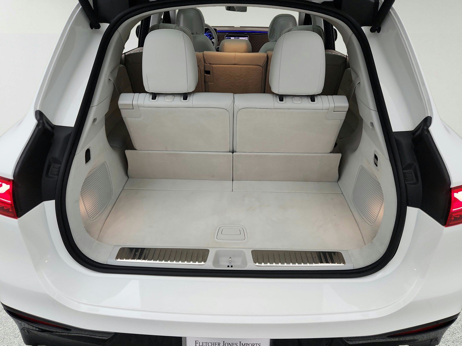 Certified 2023 Mercedes-Benz EQS 450+ 4MATIC SUV image 31