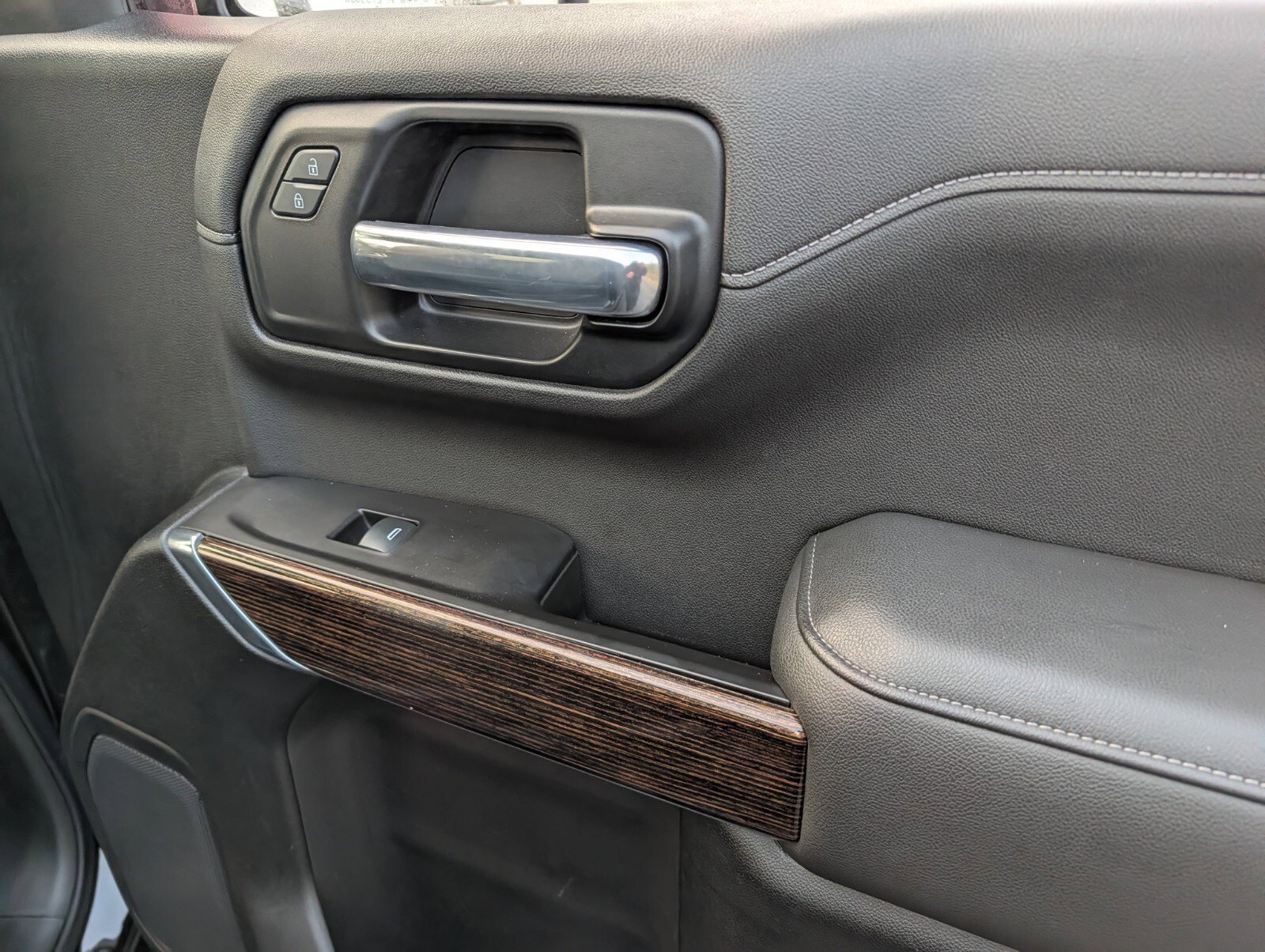 Used 2020 GMC Sierra 1500 Elevation AWD/4WD image 26