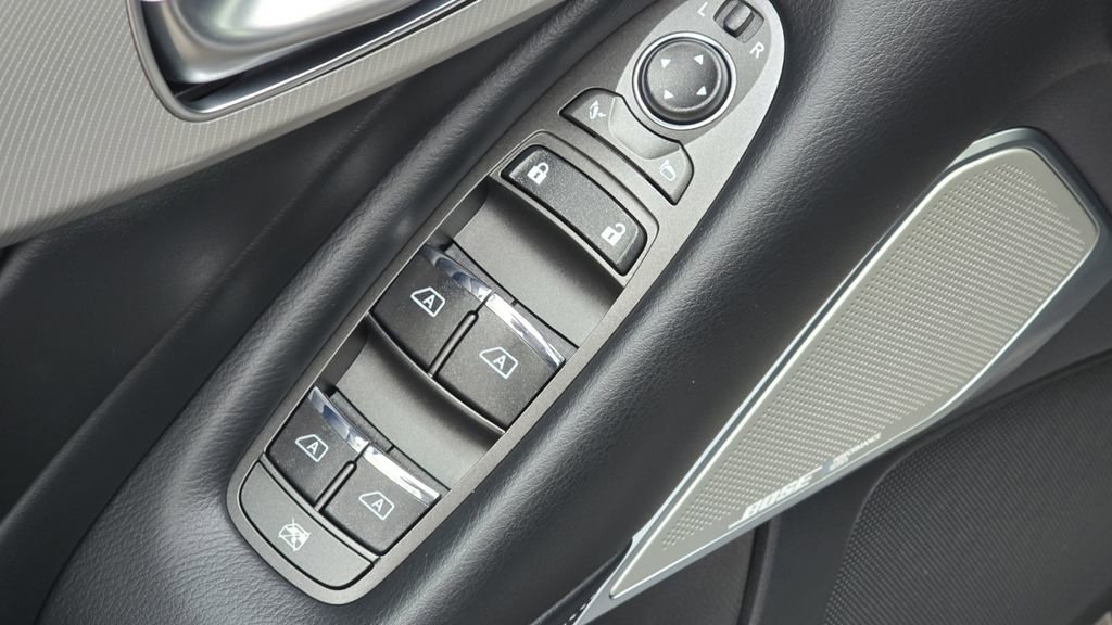 Used 2022 INFINITI Q50 Luxe w/ Cargo Package image 29