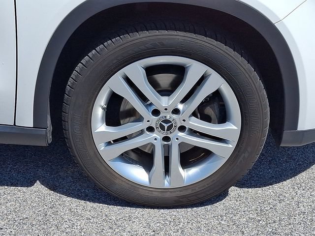 Used 2018 Mercedes-Benz GLA 250 4MATIC image 11