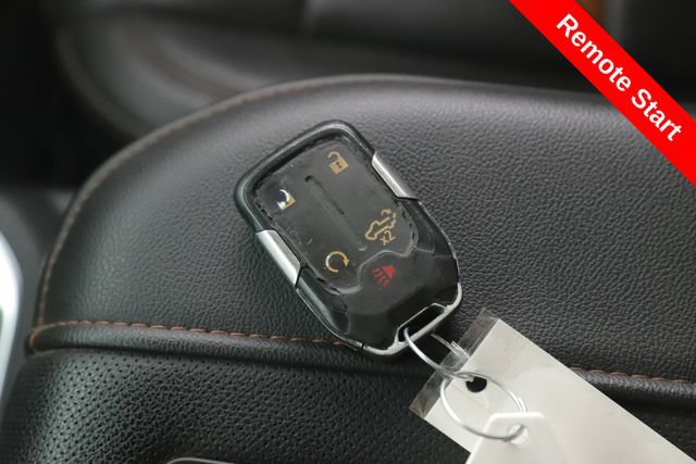 Used 2020 GMC Sierra 3500 AT4 w/ AT4 Premium Package AWD/4WD image 3