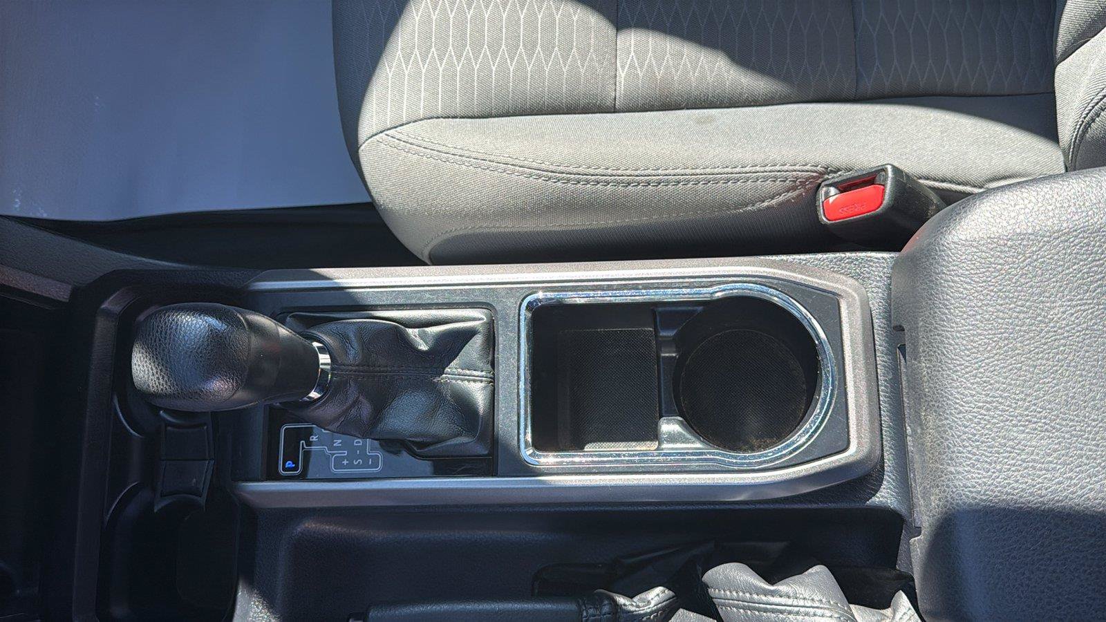 Used 2019 Toyota Tacoma SR5 AWD/4WD image 20