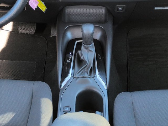 Used 2025 Toyota Corolla LE FWD image 18
