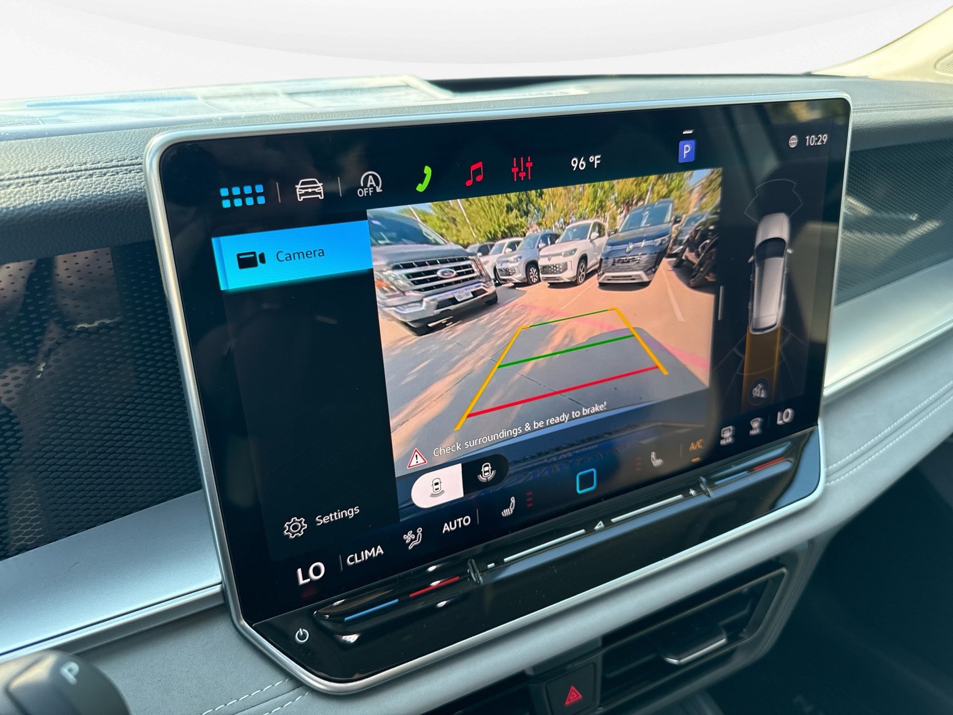 New 2026 Volkswagen Tiguan SE FWD image 22
