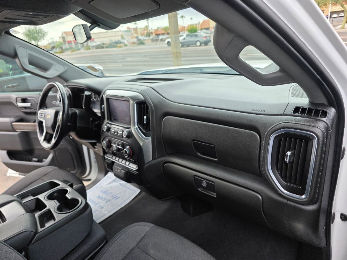 Used 2021 Chevrolet Silverado 1500 LT image 25
