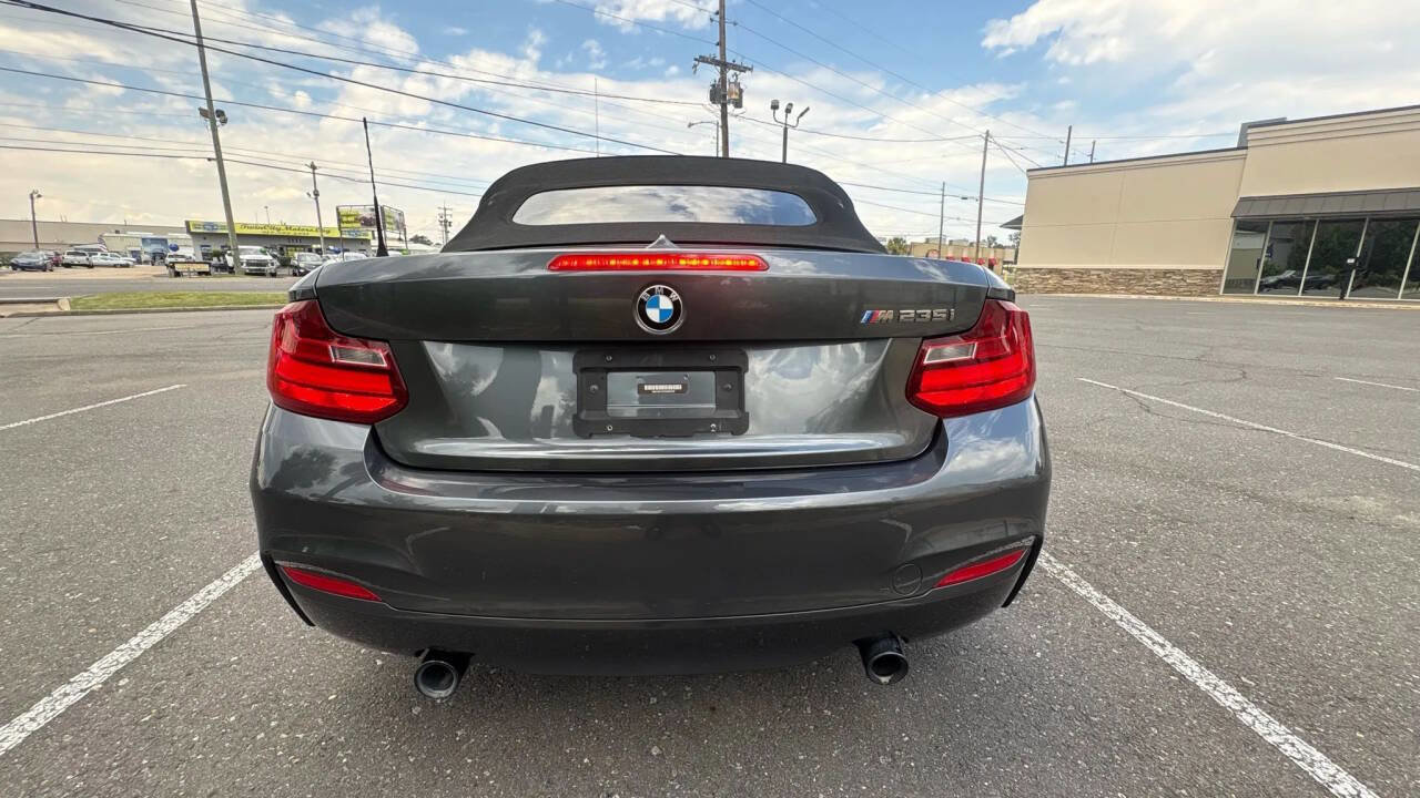 Used 2016 BMW M235i Convertible image 3