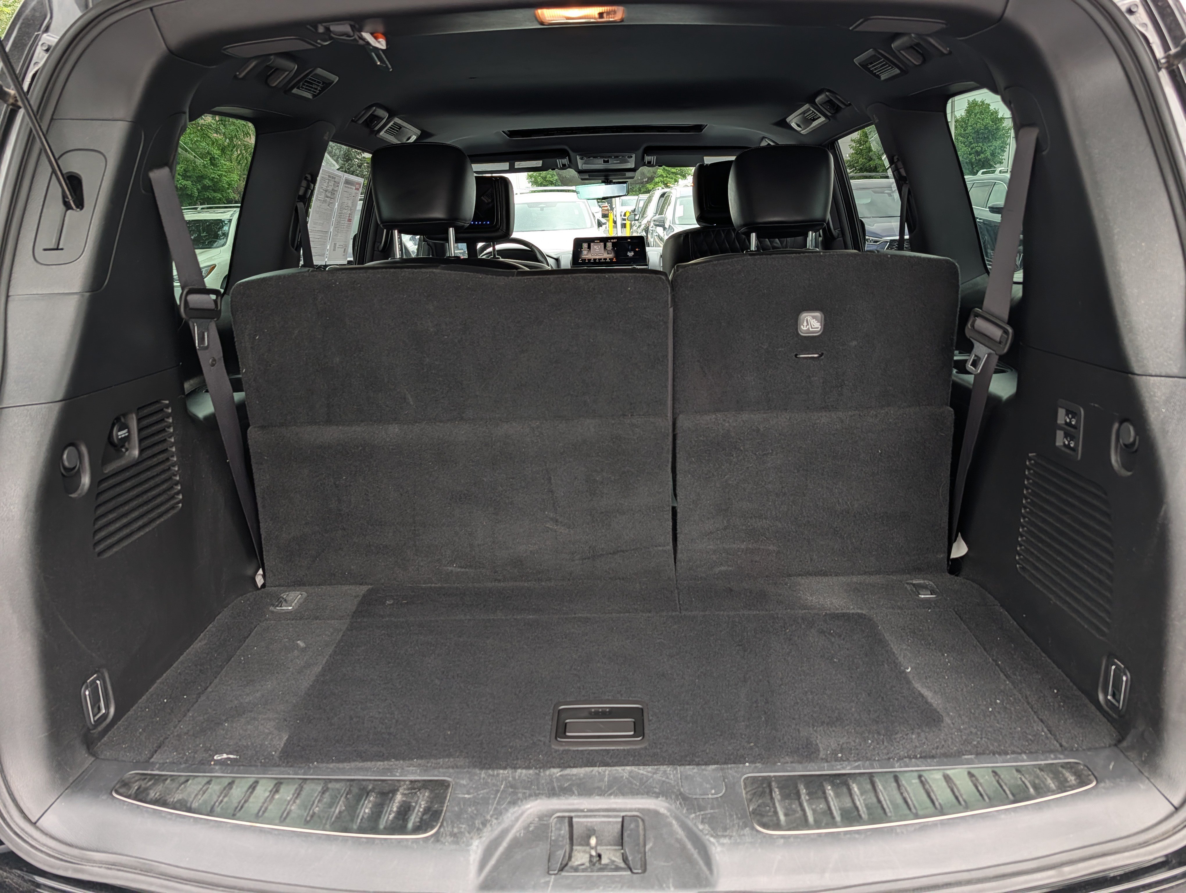 Certified 2022 INFINITI QX80 Sensory w/ Cargo Package AWD/4WD image 18