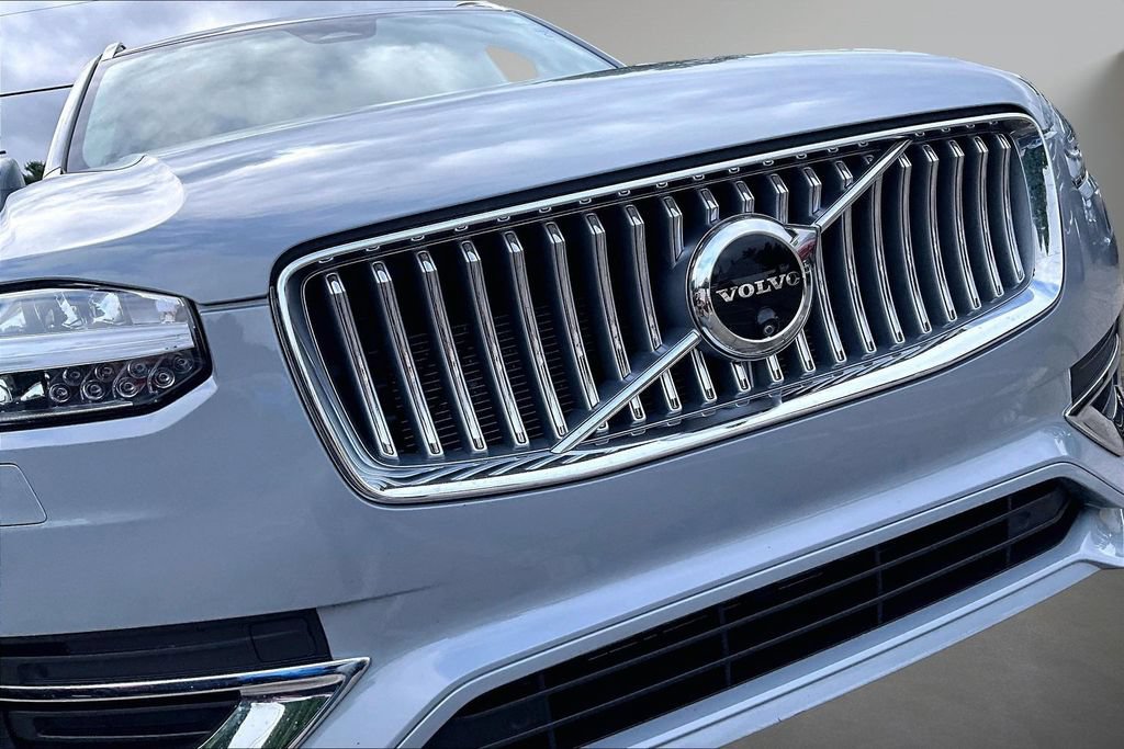 Used 2024 Volvo XC90 B5 Plus AWD/4WD image 33