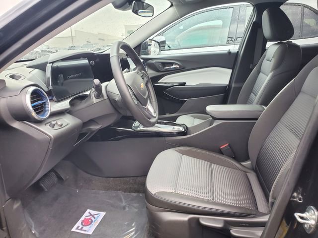 Certified 2025 Chevrolet Trax LT w/ Driver Confidence Package FWD image 20