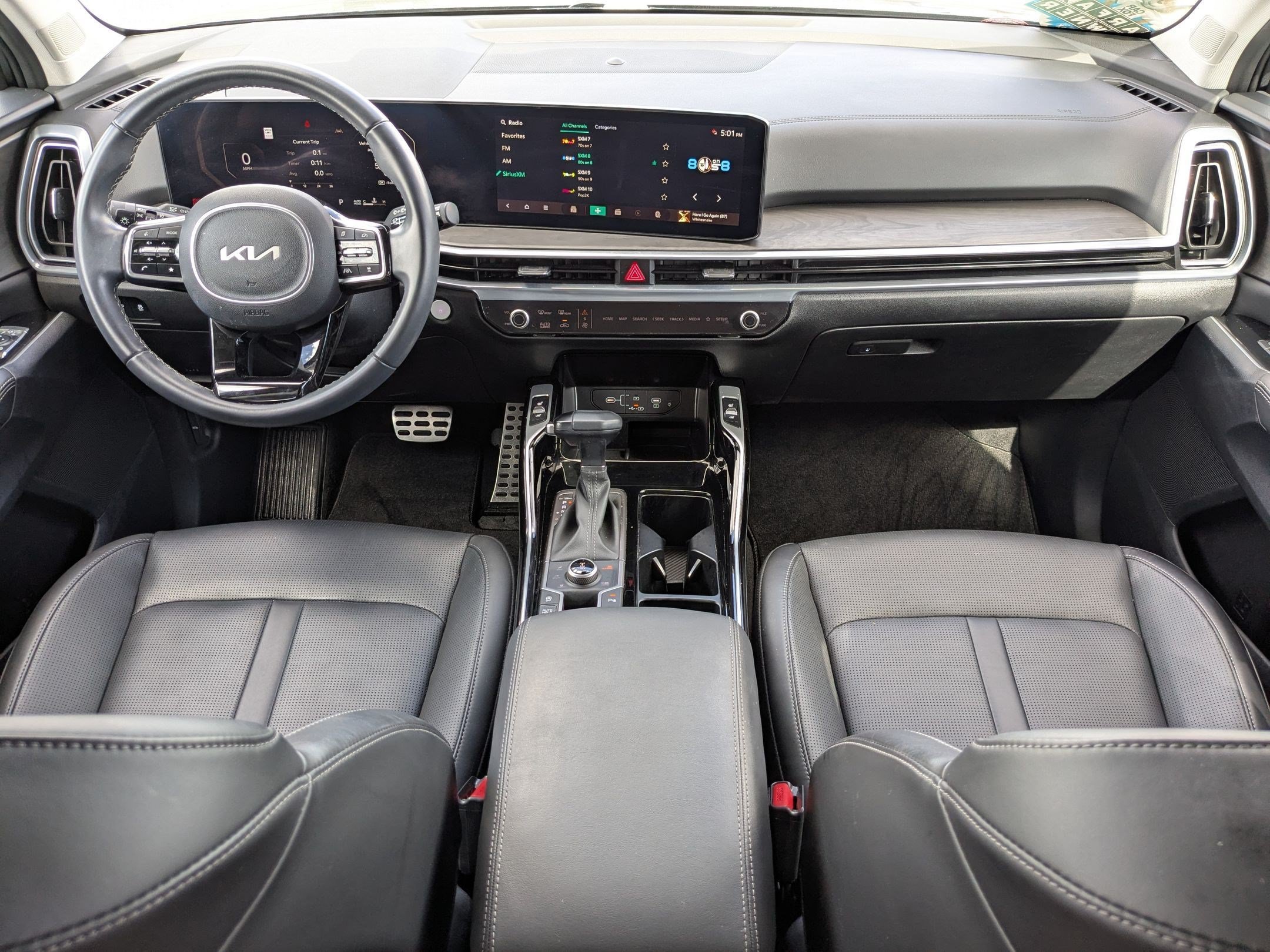 Certified 2025 Kia Sorento SX AWD/4WD image 26