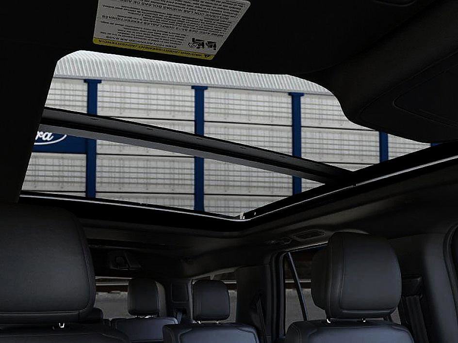 New 2026 Ford Expedition Platinum w/ Stealth Appearance Package image 17