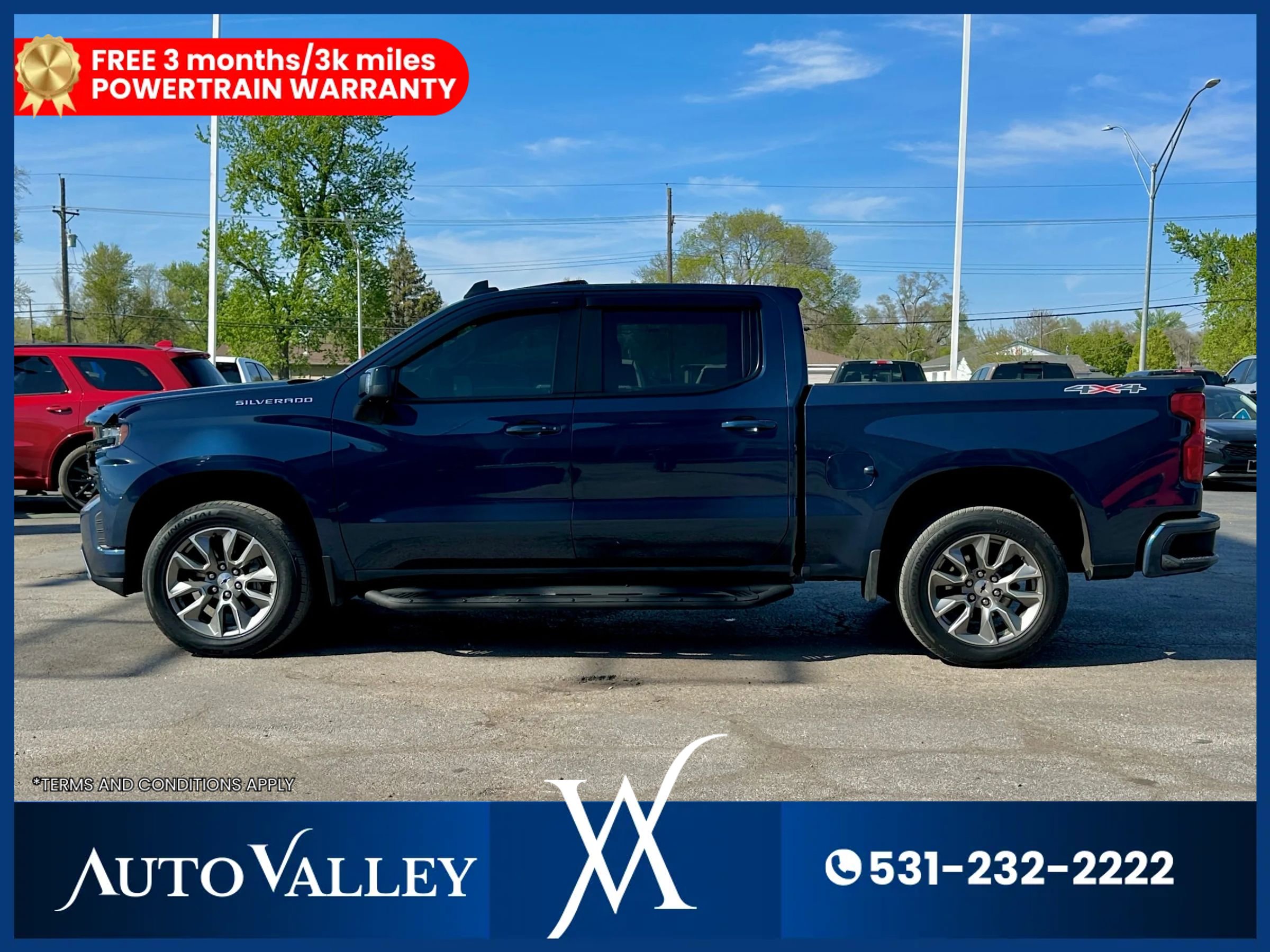 Used 2021 Chevrolet Silverado 1500 RST w/ Convenience Package II AWD/4WD image 4