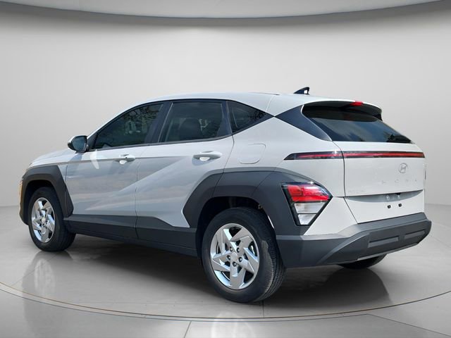 Certified 2024 Hyundai Kona SE image 6