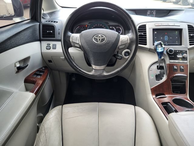 Used 2011 Toyota Venza AWD w/ Comfort Pkg image 28