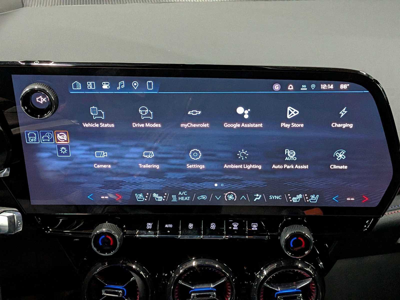New 2026 Chevrolet Blazer EV RS image 28