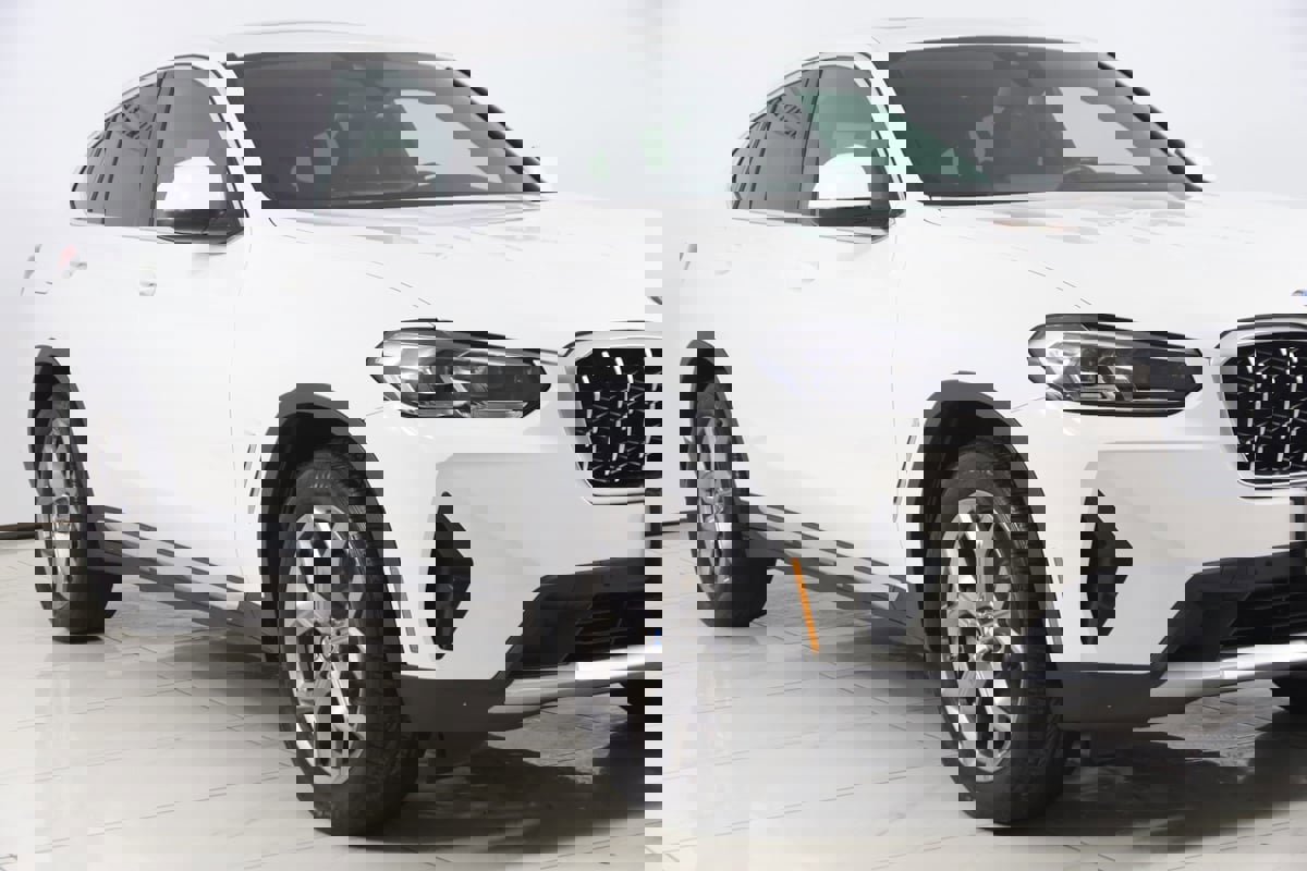 Used 2022 BMW X4 xDrive30i w/ Convenience Package image 44