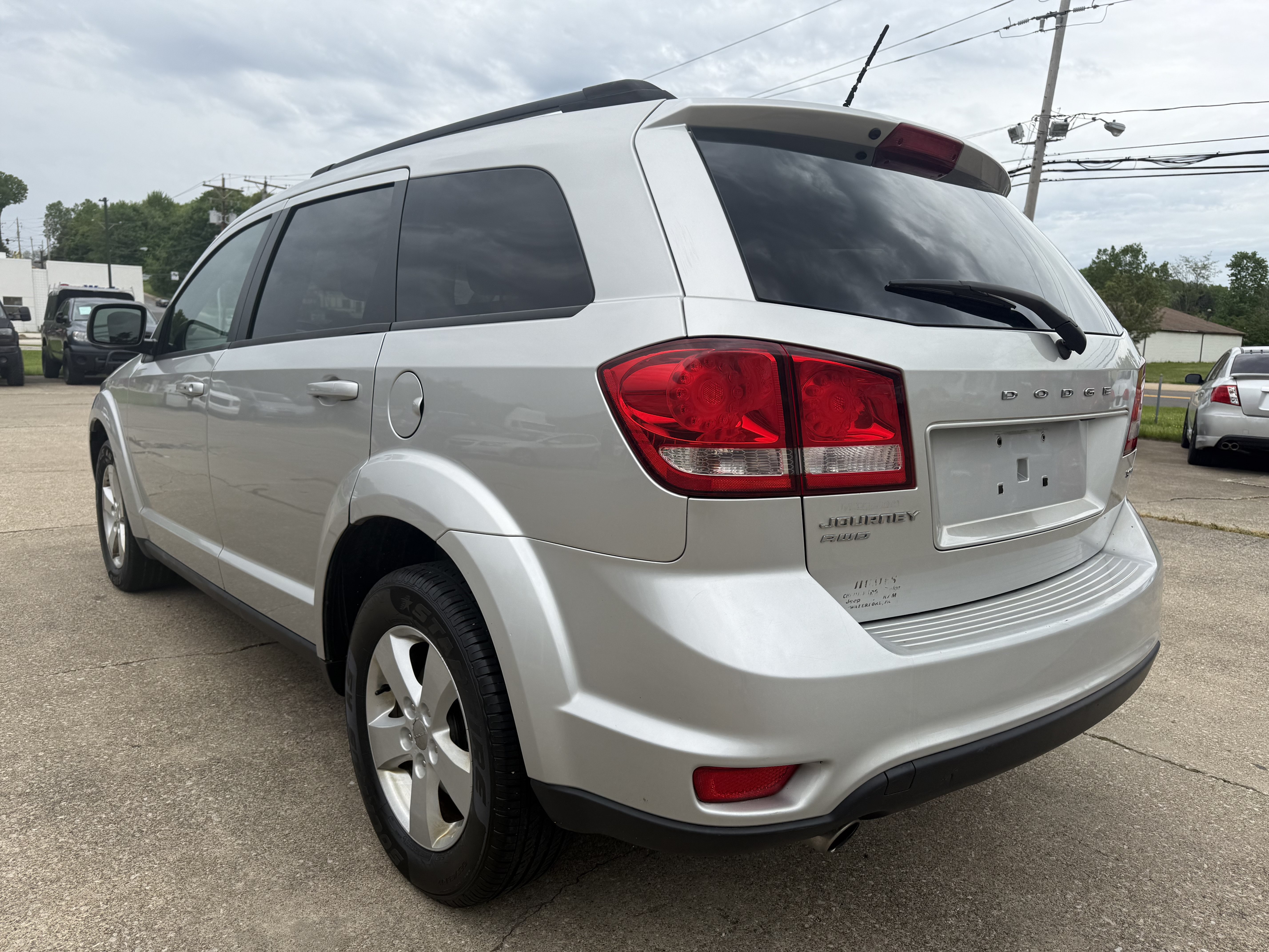 Used 2012 Dodge Journey SXT w/ Popular Equipment Group AWD/4WD image 3