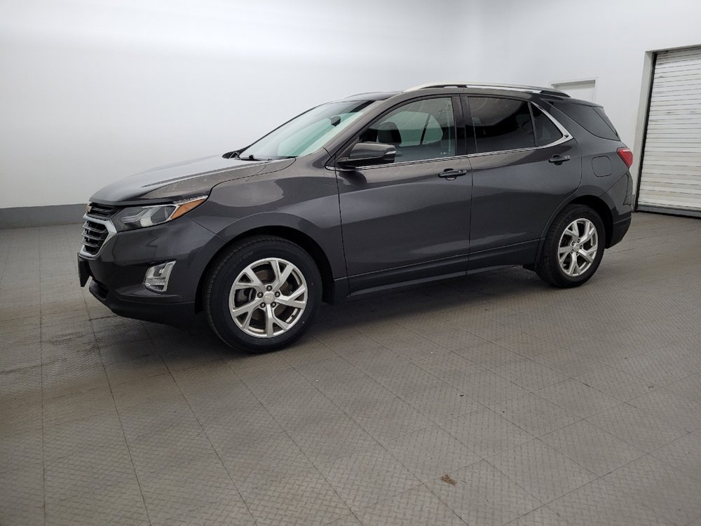 Used 2018 Chevrolet Equinox LT FWD image 2