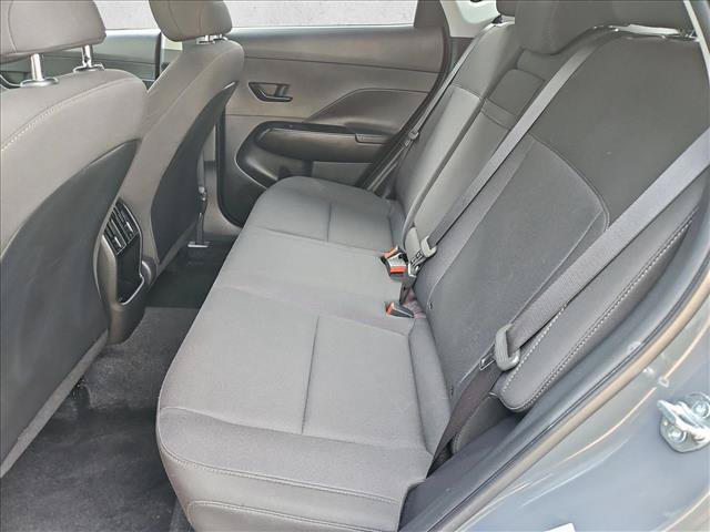 Used 2025 Hyundai Kona SEL FWD image 18