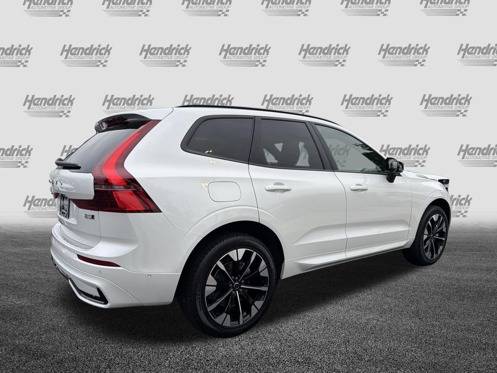 Certified 2026 Volvo XC60 B5 Plus w/ Protection Package Premier AWD/4WD image 10
