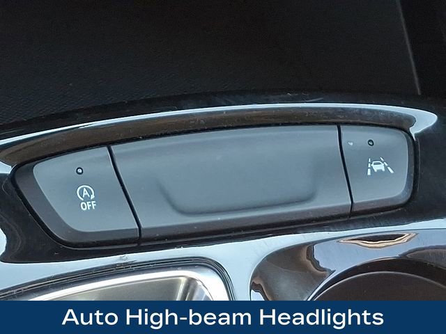 Used 2025 Chevrolet Trax LT w/ Driver Confidence Package image 17