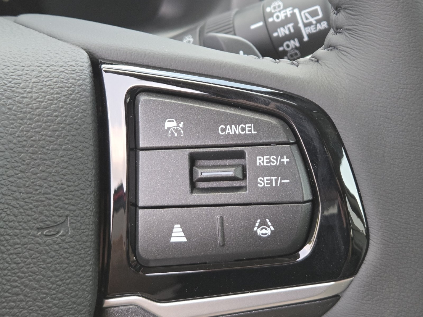 New 2026 Honda Odyssey EX-L image 12
