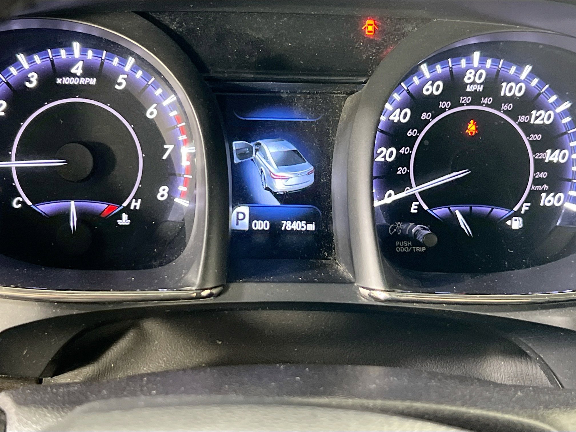 Used 2017 Toyota Avalon XLE image 12