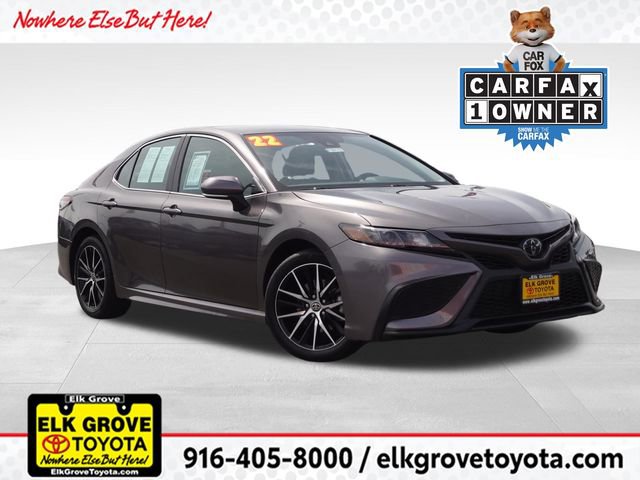 Used 2022 Toyota Camry SE w/ Convenience Package