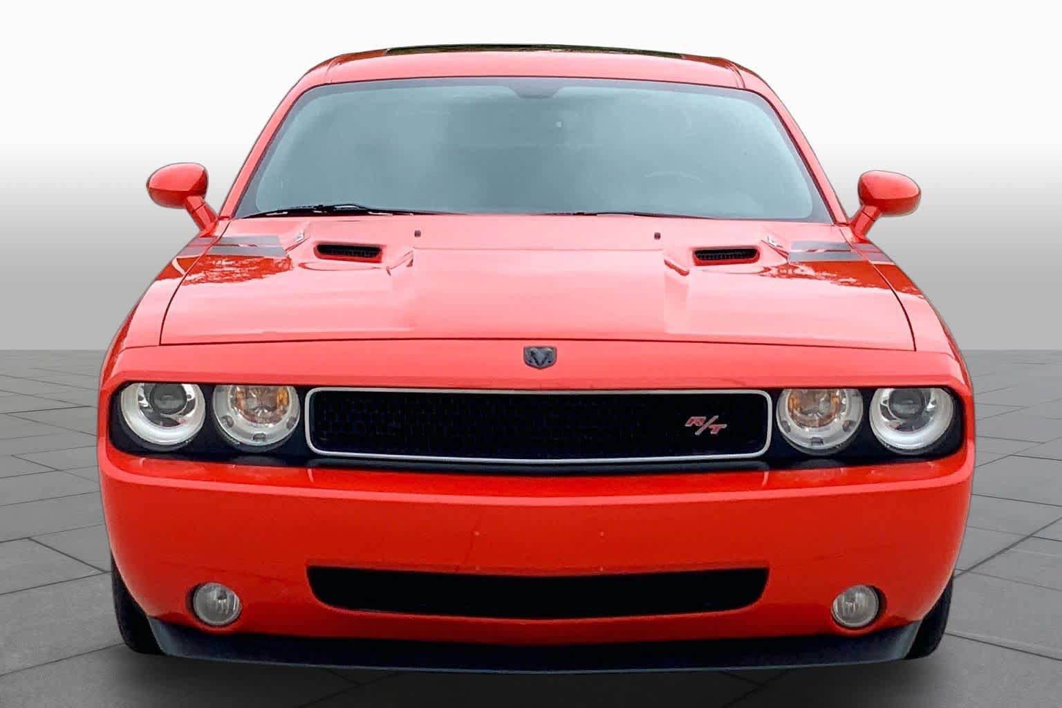 Used 2009 Dodge Challenger R/T RWD image 3