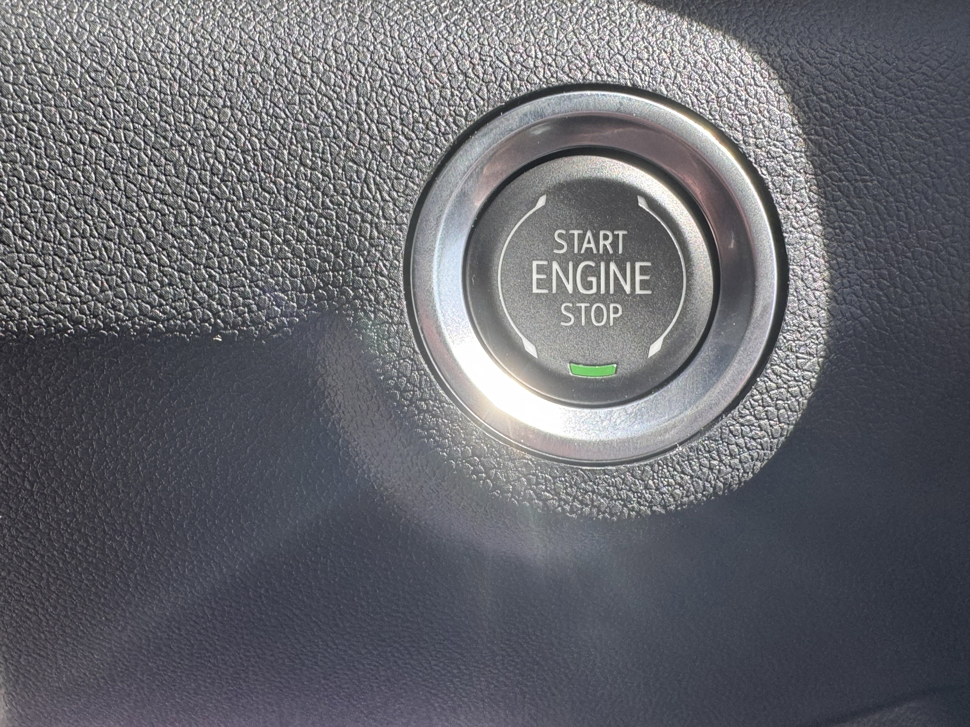 New 2025 GMC Terrain Elevation image 15