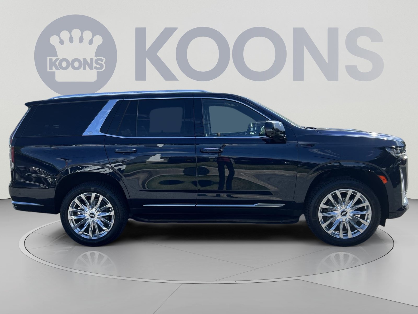 Used 2023 Cadillac Escalade Premium Luxury w/ LPO, Floor Liner Package AWD/4WD image 8