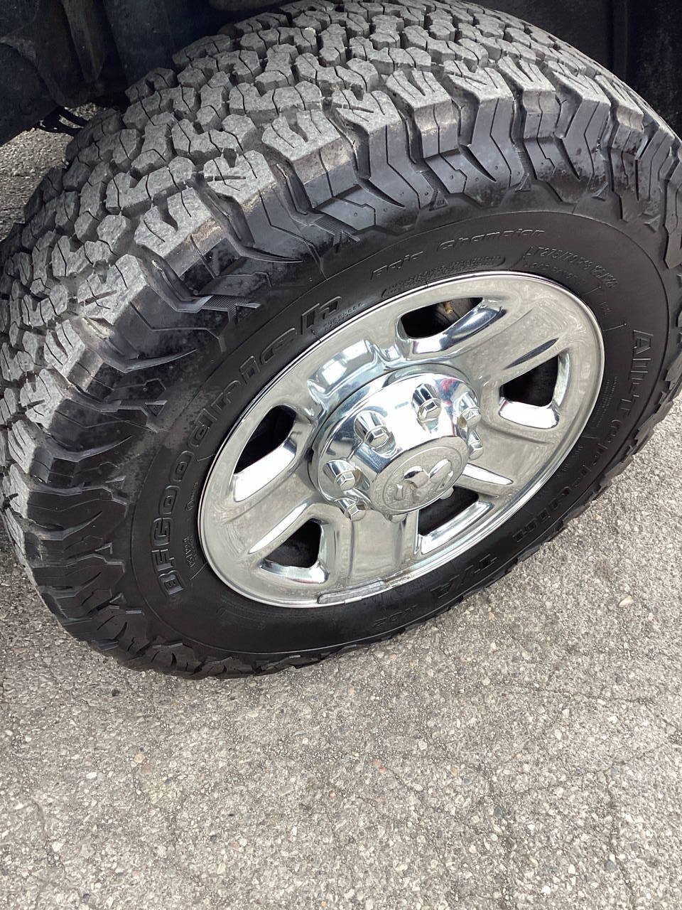 Used 2017 RAM 2500 Tradesman w/ Chrome Appearance Group AWD/4WD image 32