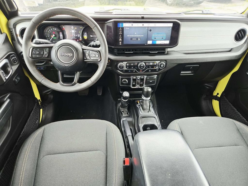 Used 2024 Jeep Wrangler Unlimited w/ Convenience Group AWD/4WD image 9