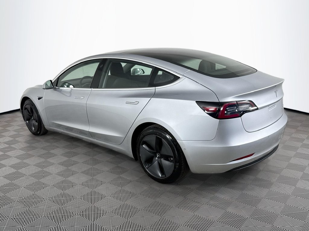 Used 2018 Tesla Model 3 Long Range AWD/4WD image 6