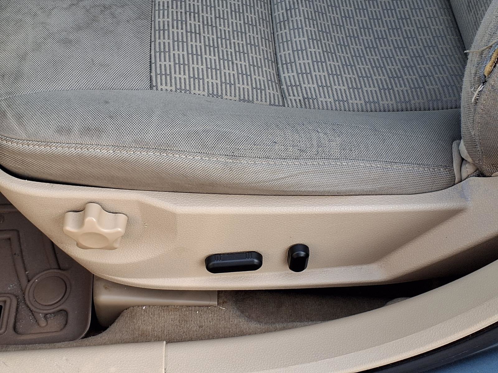 Used 2012 Ford Fusion SE FWD image 4