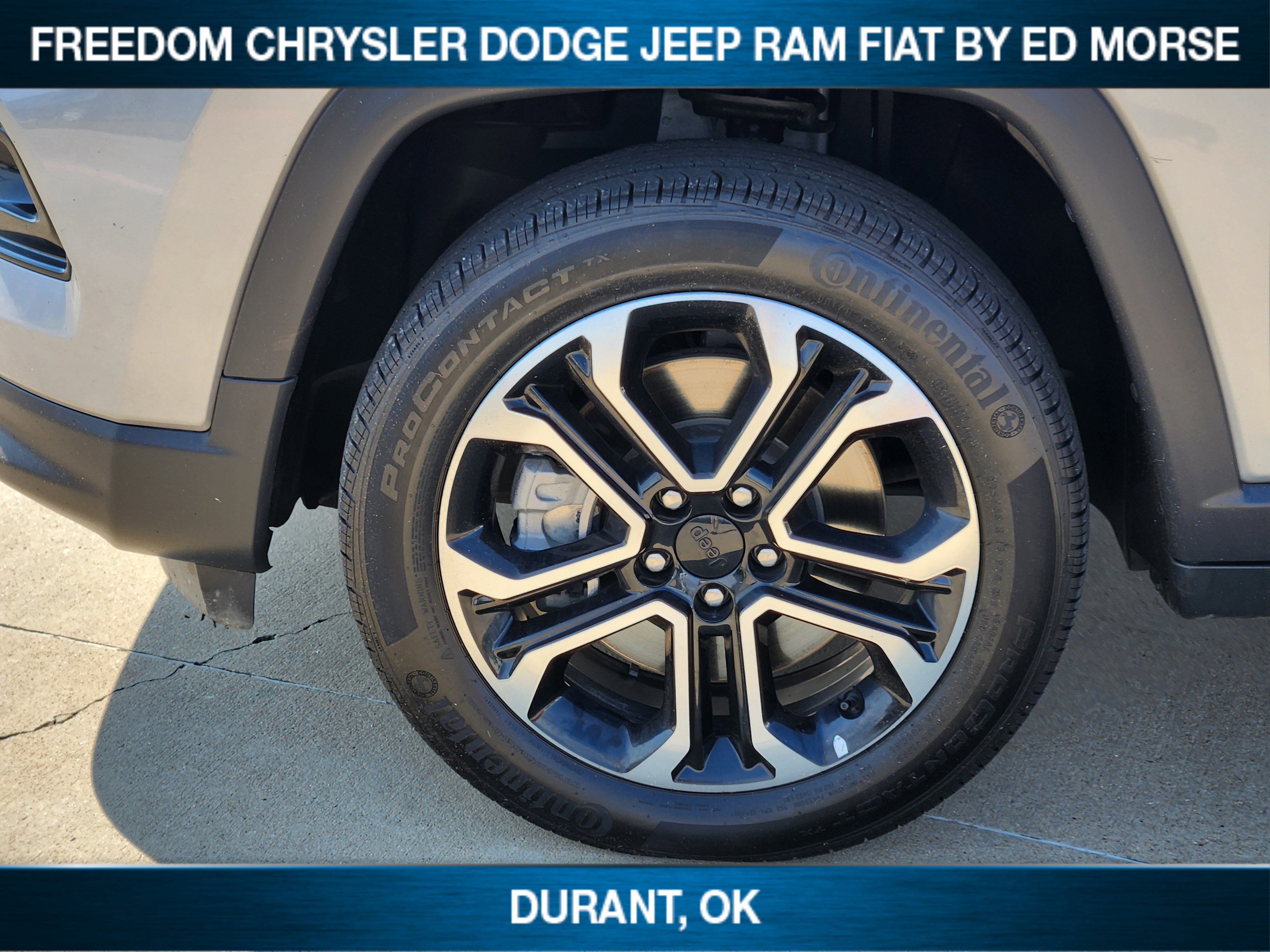 Used 2024 Jeep Compass Limited image 7