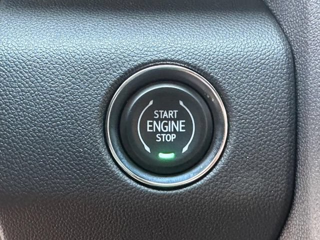 New 2025 GMC Acadia Elevation FWD image 11