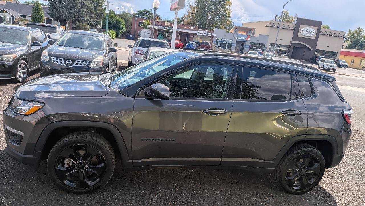 Used 2018 Jeep Compass Latitude AWD/4WD image 8