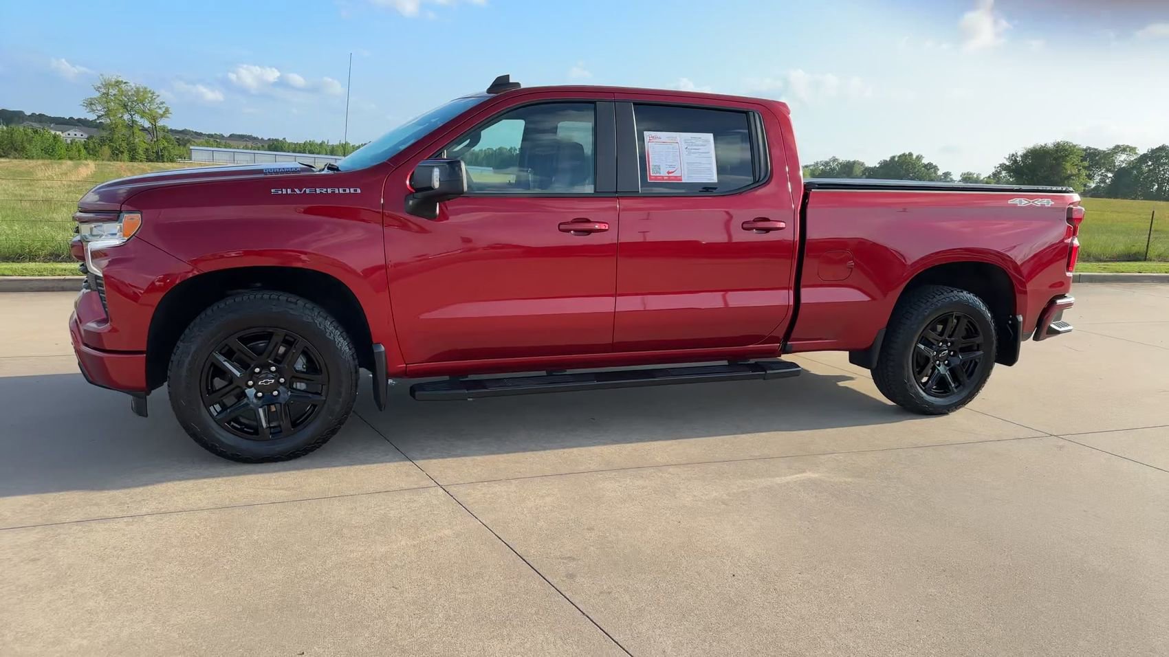 Used 2024 Chevrolet Silverado 1500 RST AWD/4WD image 4