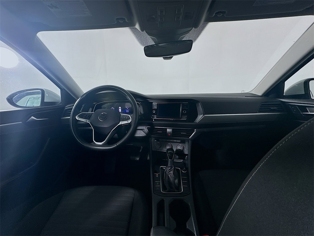 Used 2024 Volkswagen Jetta S image 10