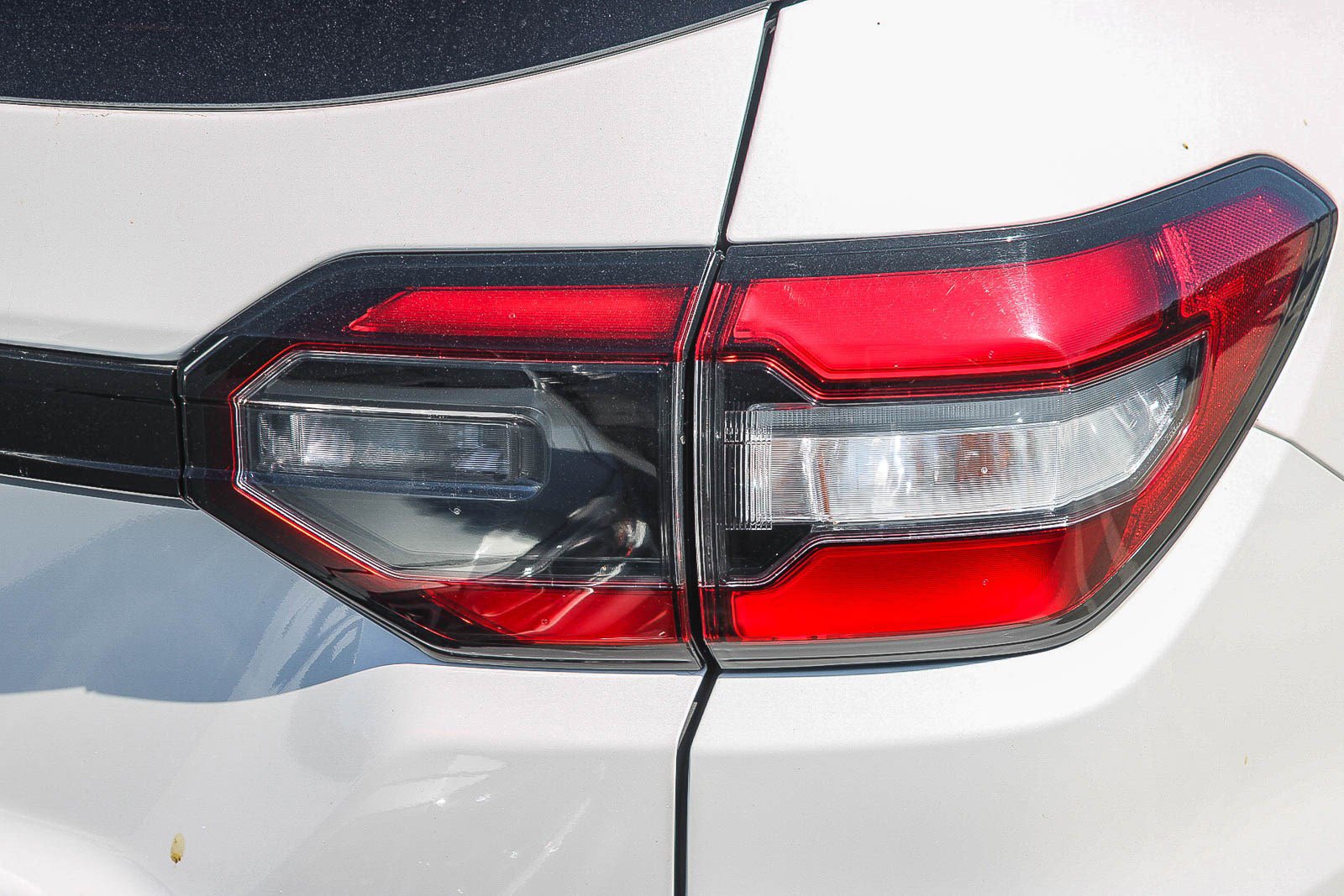 Used 2025 Honda Pilot EX-L image 14