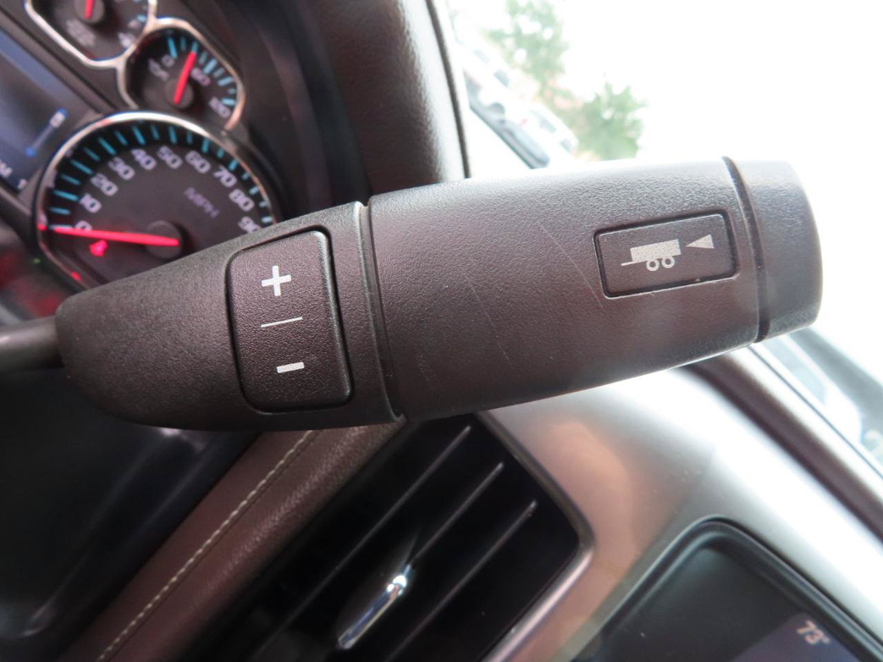 Used 2015 Chevrolet Silverado 2500 LTZ w/ Duramax Plus Package AWD/4WD image 37