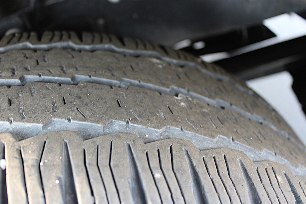 Used 2023 Ford Transit 250 Low Roof w/ Exterior Upgrade Package image 32