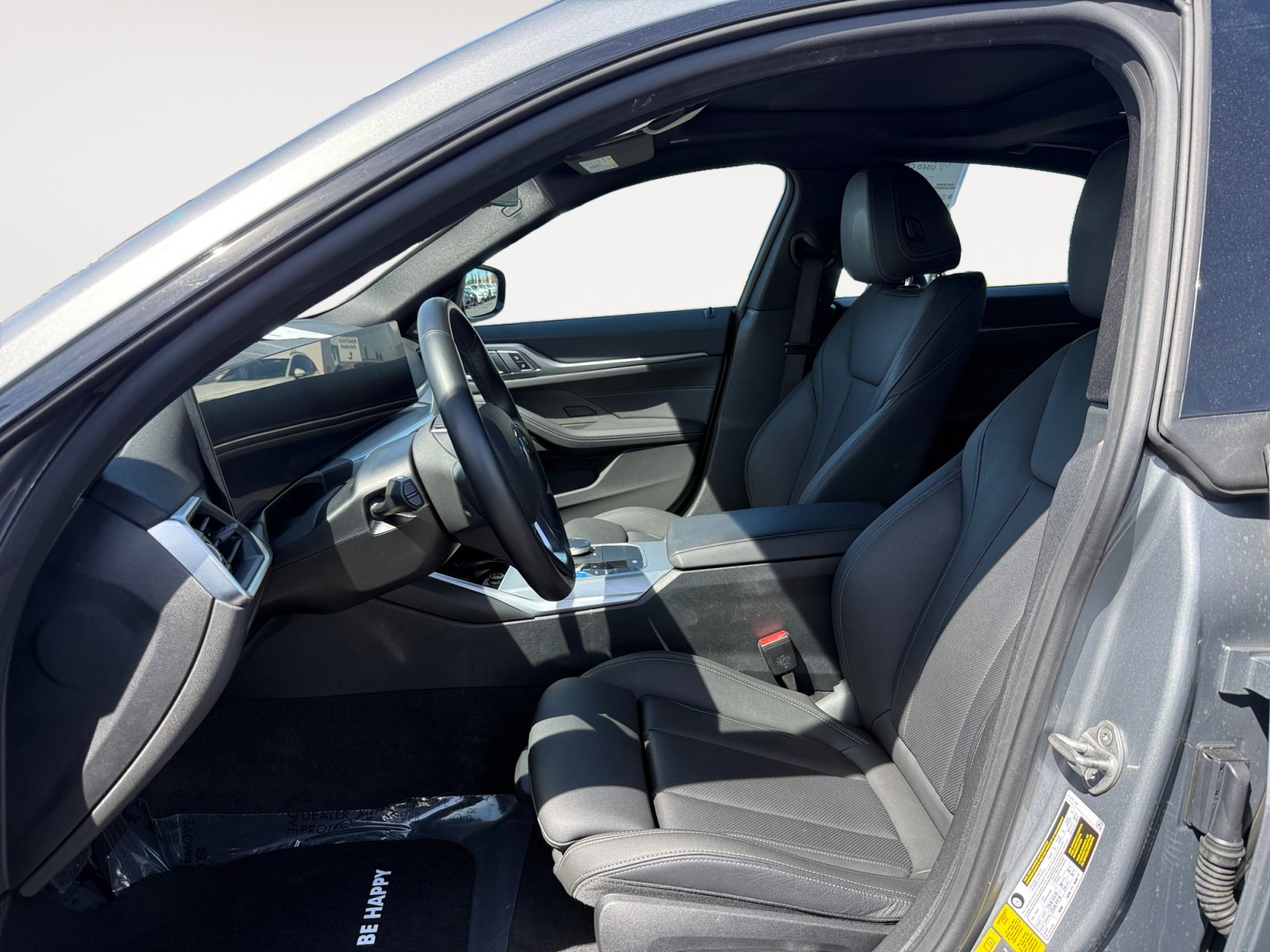 Used 2023 BMW i4 eDrive35 image 10