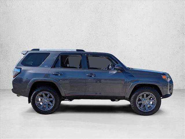 Used 2021 Toyota 4Runner SR5 Premium image 4
