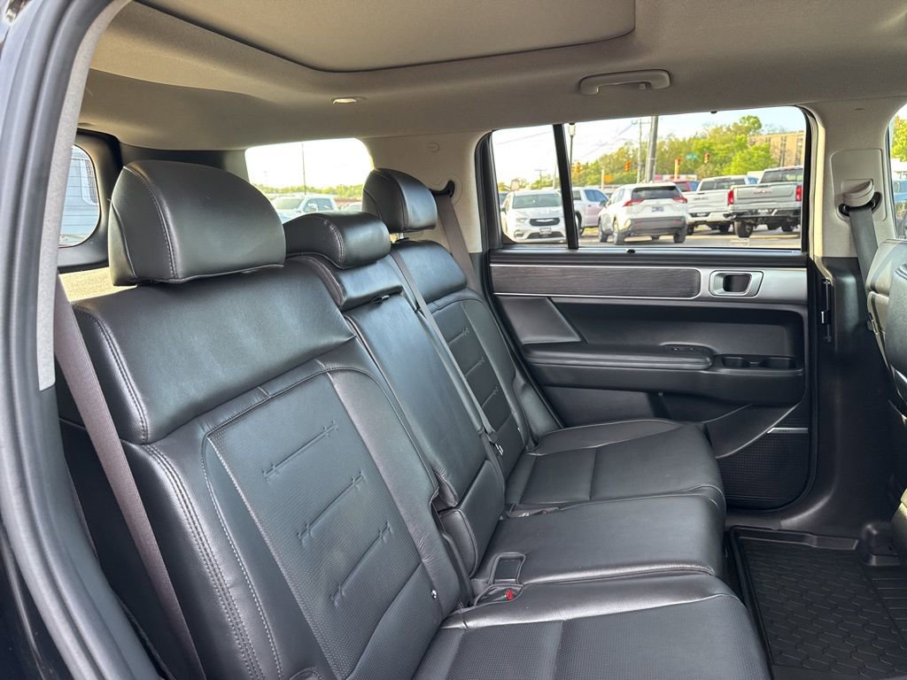 Used 2024 Hyundai Santa Fe Limited image 24